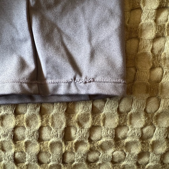 ONER ACTIVE Crop Tank Top with Strappy Back - Picture 3 of 3